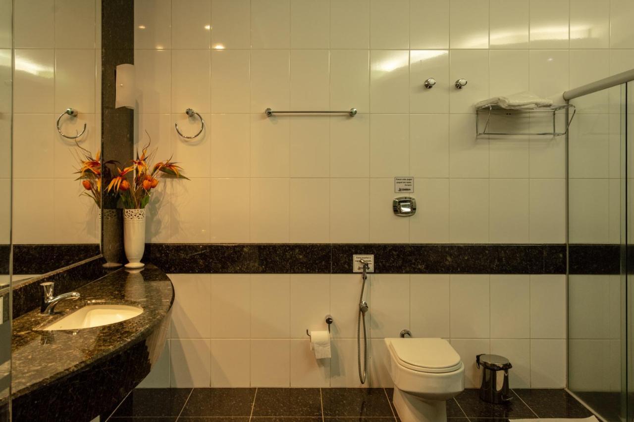 Lindoya Hotel Catalão Eksteriør bilde