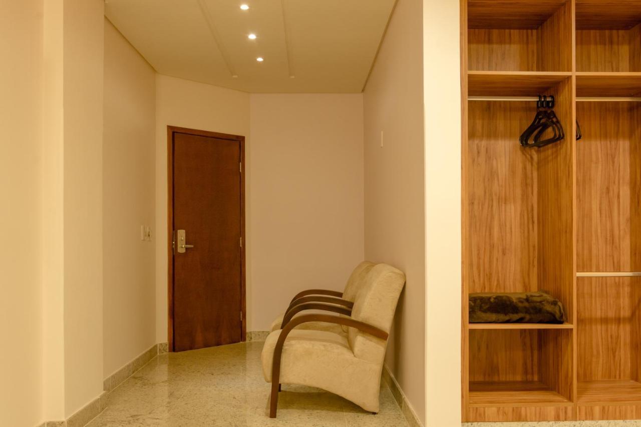 Lindoya Hotel Catalão Eksteriør bilde