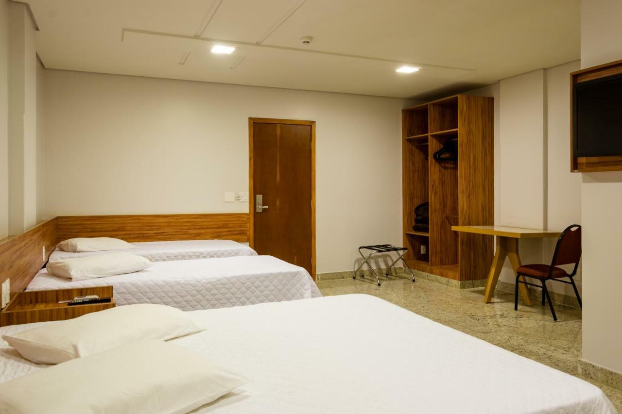 Lindoya Hotel Catalão Eksteriør bilde