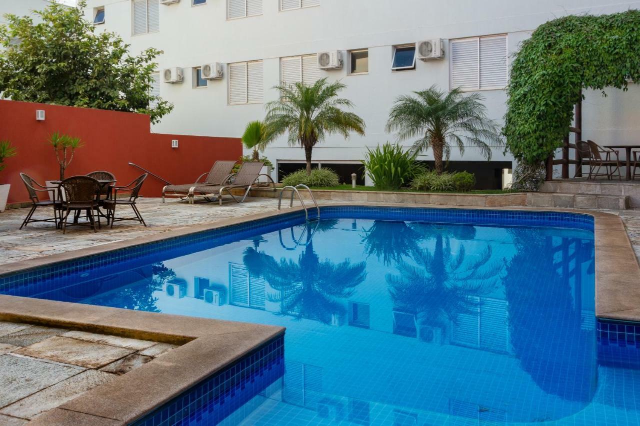 Lindoya Hotel Catalão Eksteriør bilde